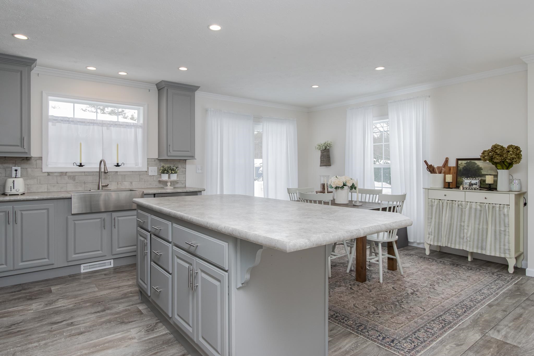 104 Robin Hood Lane Exeter, NH 03833 - Photo 3 of 38