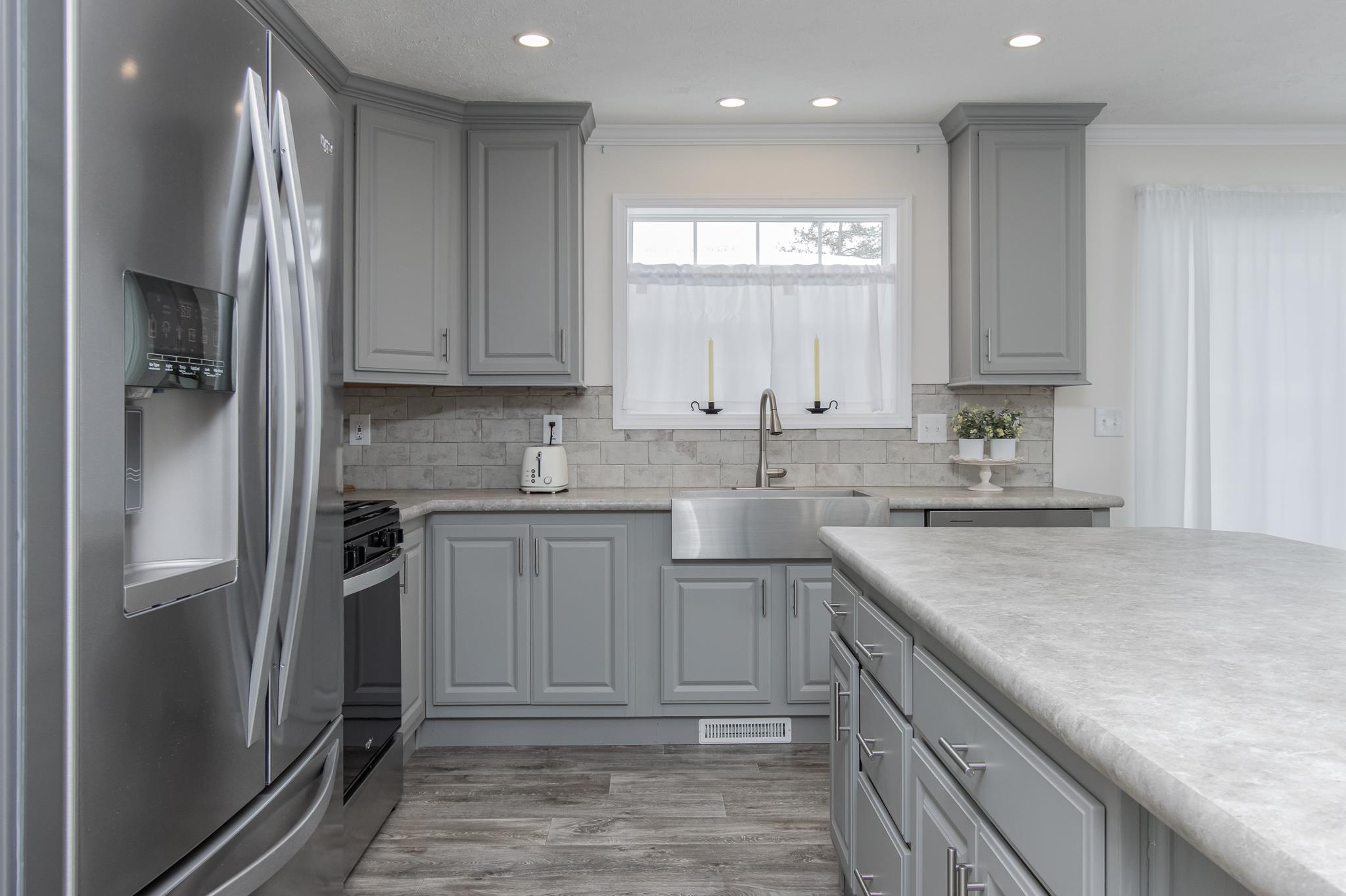 104 Robin Hood Lane Exeter, NH 03833 - Photo 6 of 38