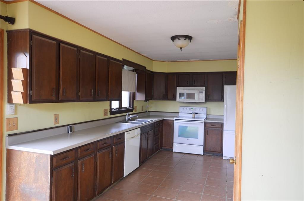 549 Copeland Hill Road Holden, ME 04429 - Photo 2 of 17 Kitchen