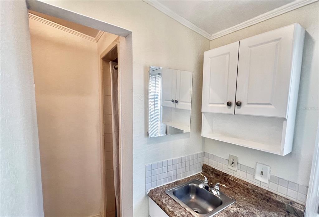 314 3rd Avenue Southwest Largo, FL 33770 - Photo 23 of 37