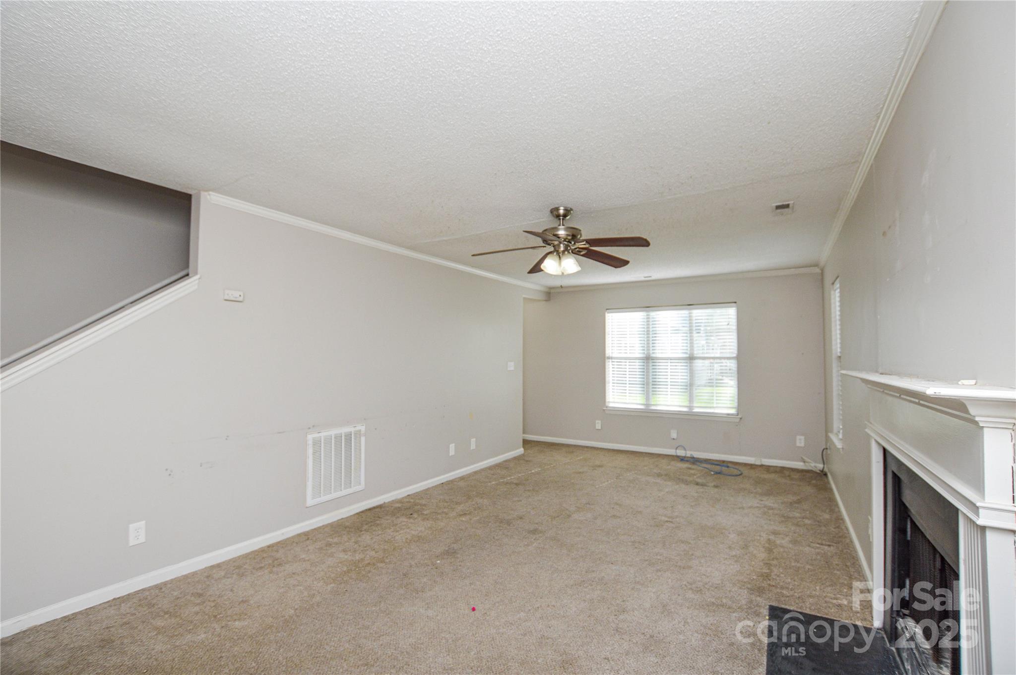 6020 Running Deer Road Charlotte, NC 28214 - Photo 7 of 36