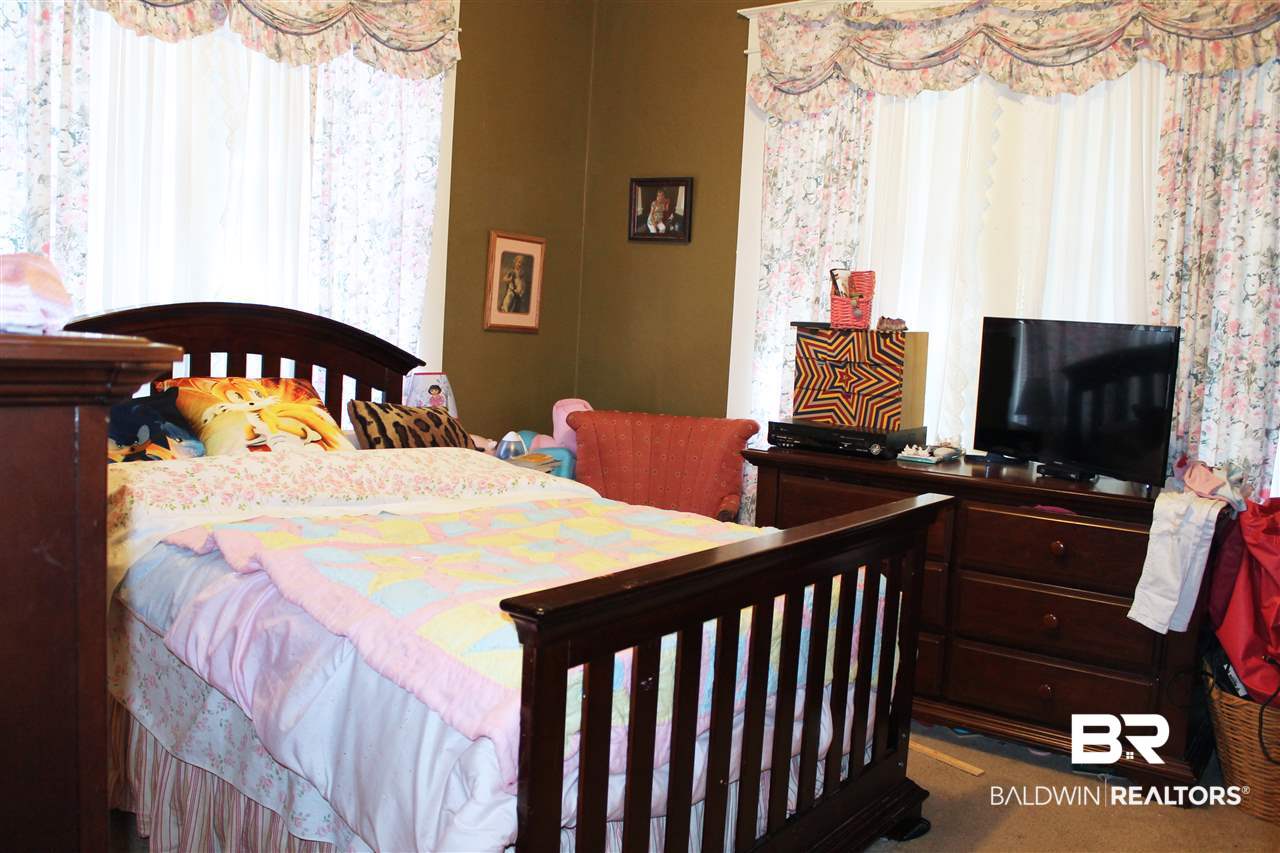 315 Dexter Avenue Mobile, AL 36604 - Photo 11 of 19