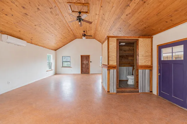 $1,090,000 | 3700 Elder Hill Road, Driftwood, TX 78619