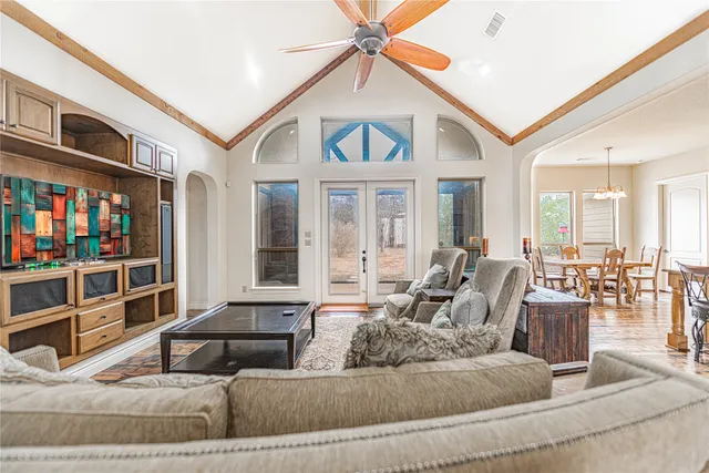 $1,090,000 | 3700 Elder Hill Road, Driftwood, TX 78619
