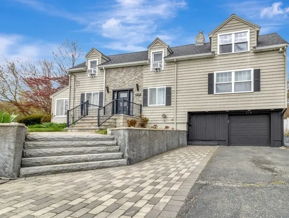 $949,000 | 216 Lynn Fells Parkway, Saugus, MA 01906