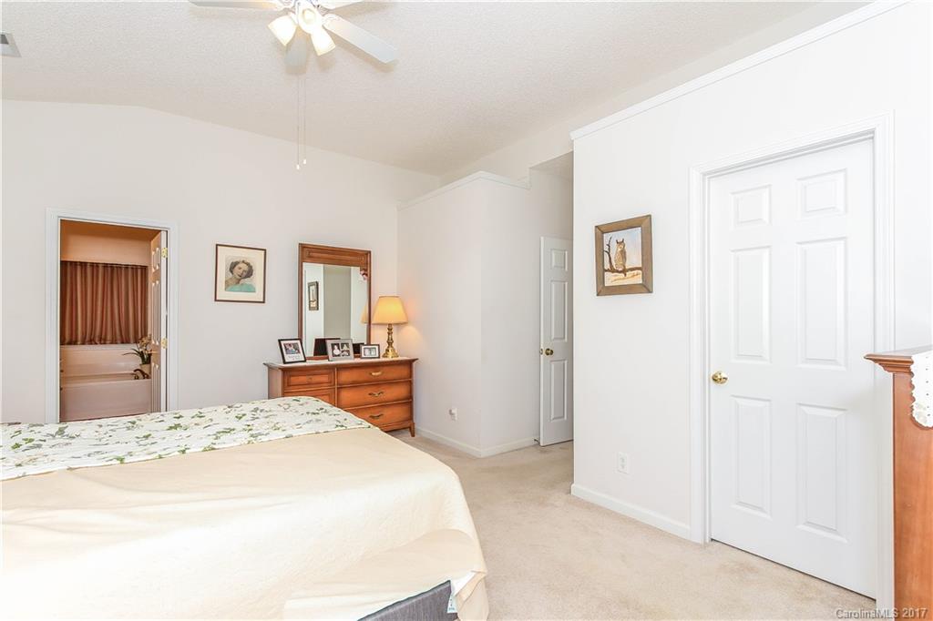 6801 Reedy Creek Road Charlotte, NC 28215 - Photo 13 of 14