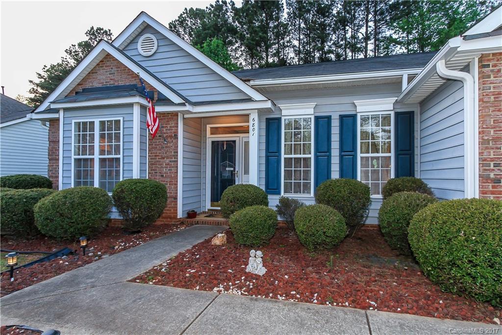 6801 Reedy Creek Road Charlotte, NC 28215 - Photo 3 of 14