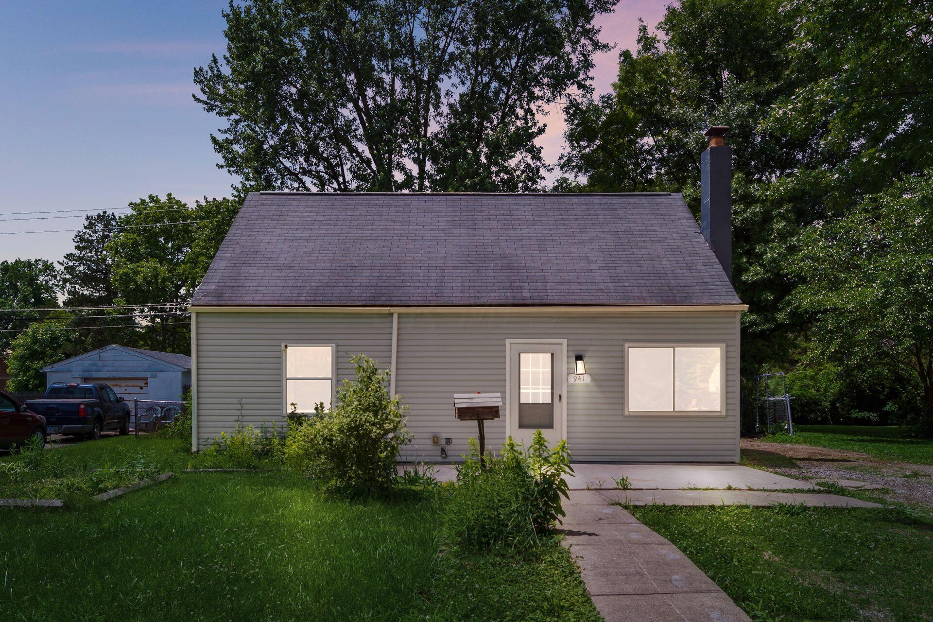 941 Exeter Road Columbus, OH 43213 - Photo 2 of 38 003_ Rd Columbus OH 43213 USA