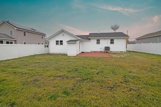 $599,000 | 4 West Florida Avenue, Villas, NJ 08251