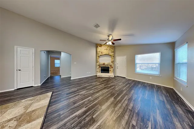 $2,350 | 11180 Snyder Drive, Frisco, TX 75035