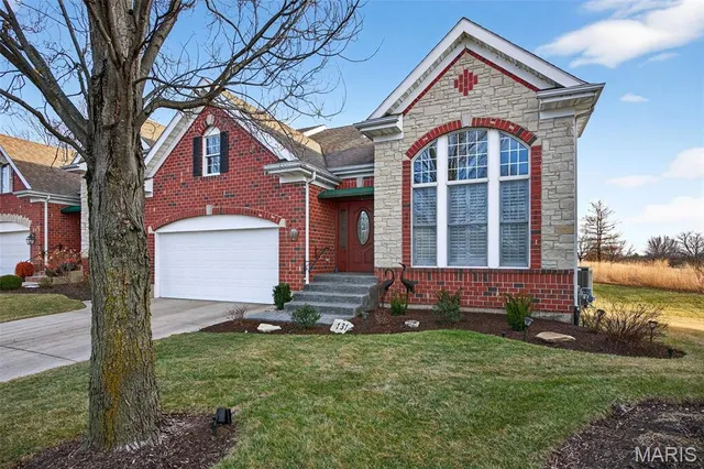 $560,000 | 131 Wake Forest Place, O'Fallon, MO 63368