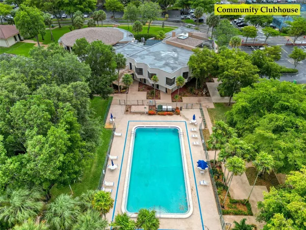 $2,275 | 1100 St Charles Place, Unit 708, Pembroke Pines, FL 33026