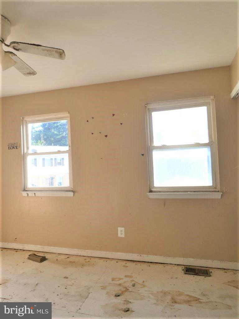 8233 Parham Court Severn, MD 21144 - Photo 3 of 14