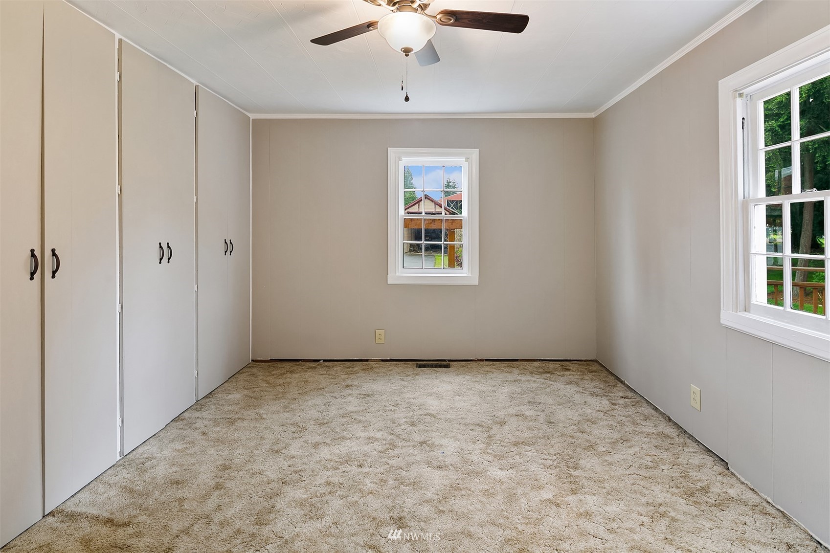 16704 51st Avenue Southeast Bothell, WA 98012 - Photo 21 of 40 a view of an empty room with a window