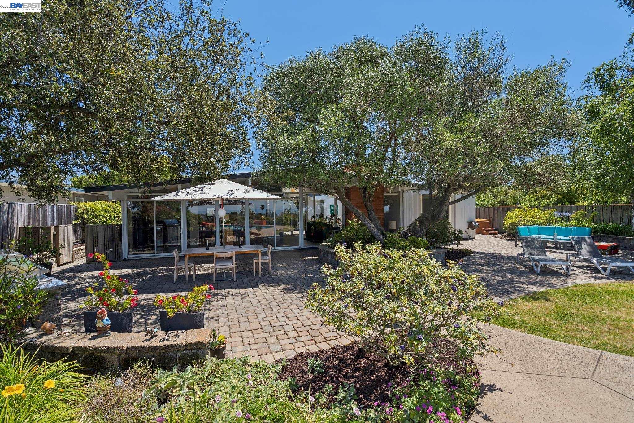 5842 Highwood Road Castro Valley, CA 94552 - Photo 55 of 93