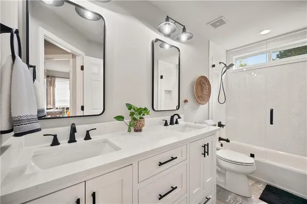 $749,000 | Undisclosed Address, Hoschton, GA 30548