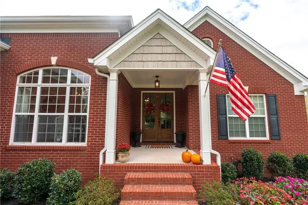 $749,000 | Undisclosed Address, Hoschton, GA 30548