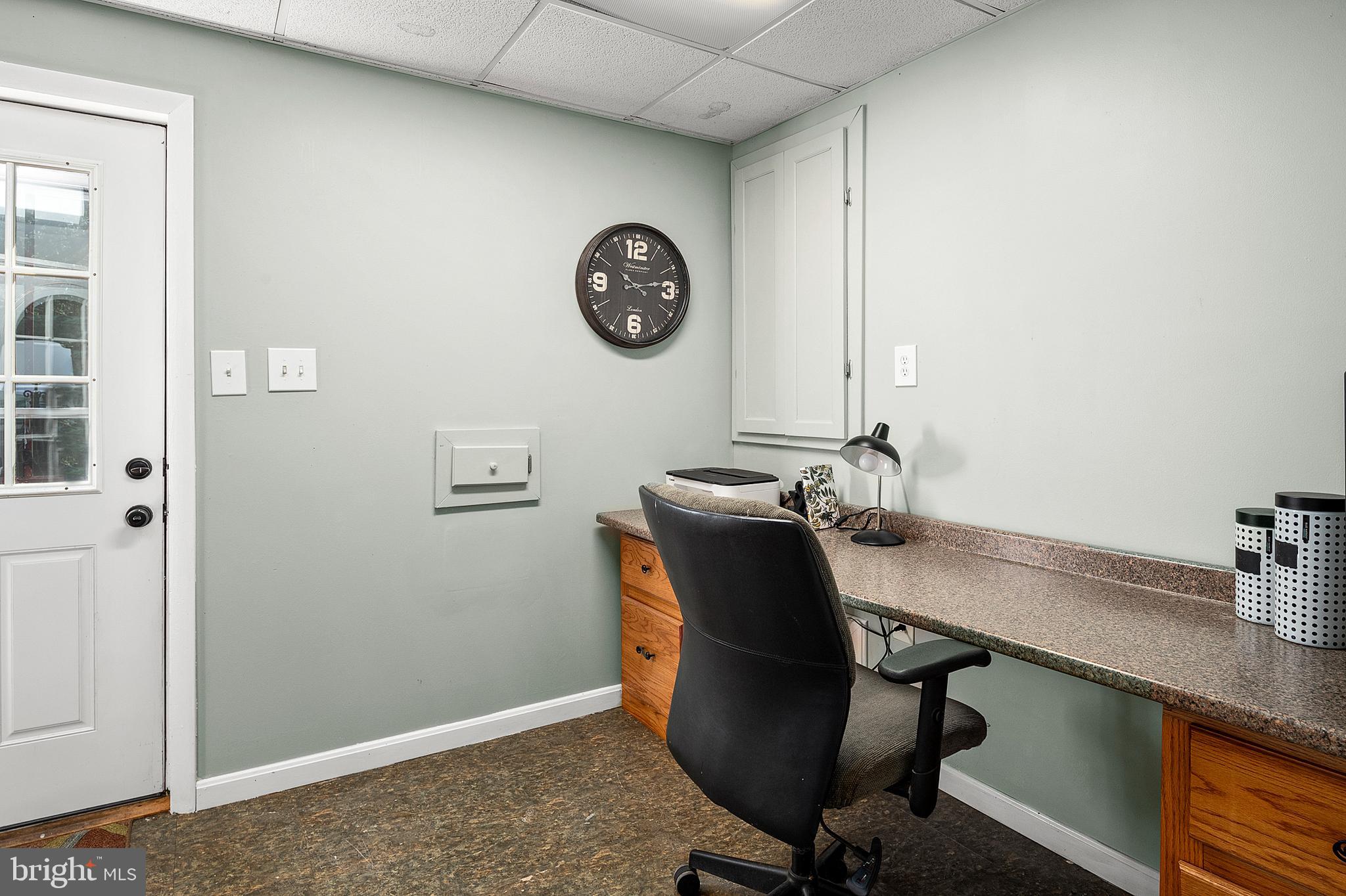 13619 Unionville Road Mount Airy, MD 21771 - Photo 33 of 53 Office / Mud Room