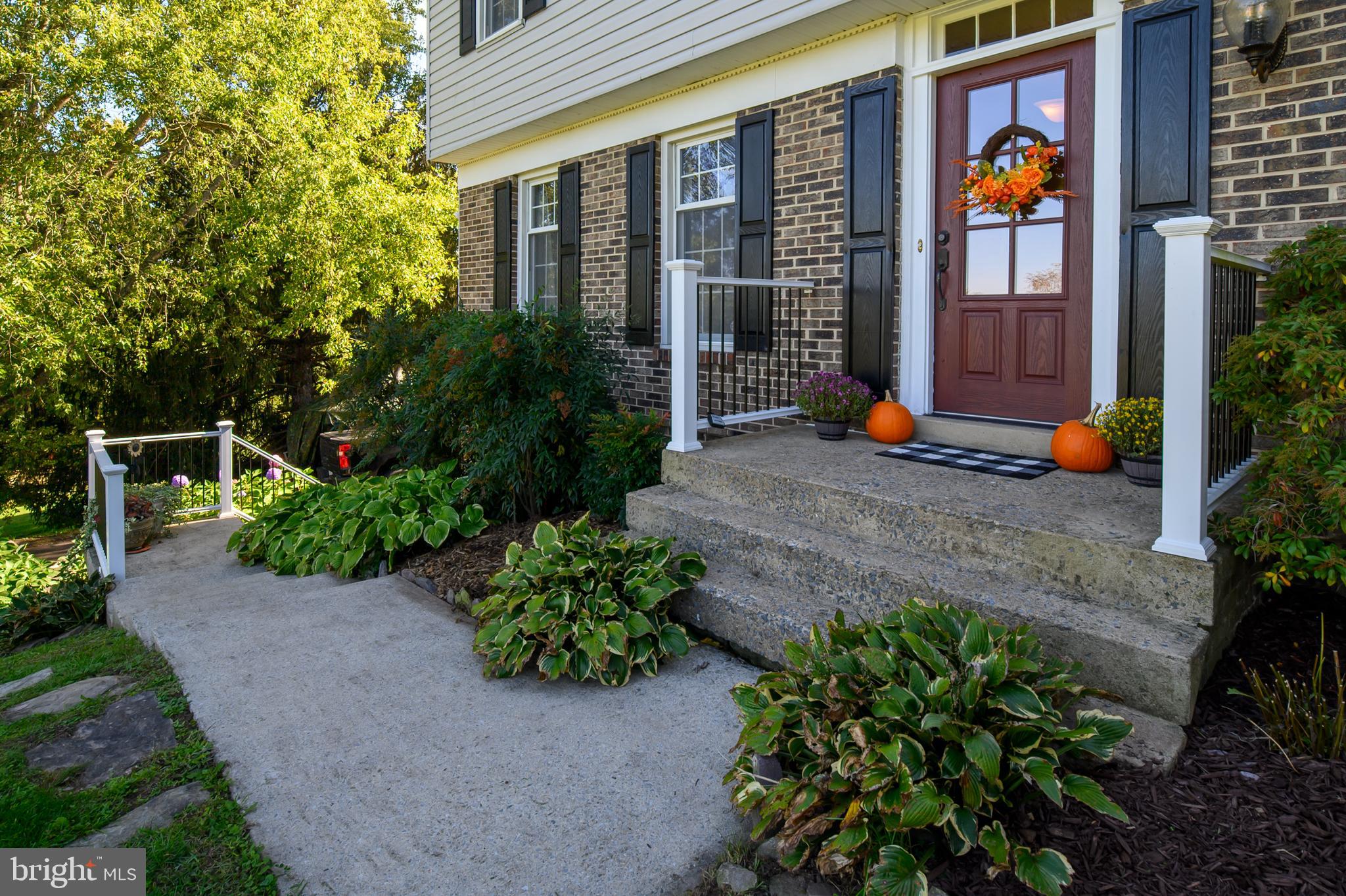 13619 Unionville Road Mount Airy, MD 21771 - Photo 5 of 53 Front Entrance