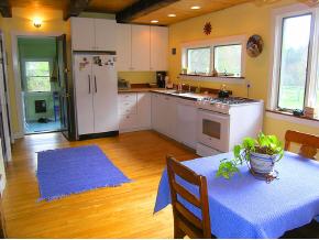 31 Gassetts Road Putney, VT 05346 - Photo 6 of 12