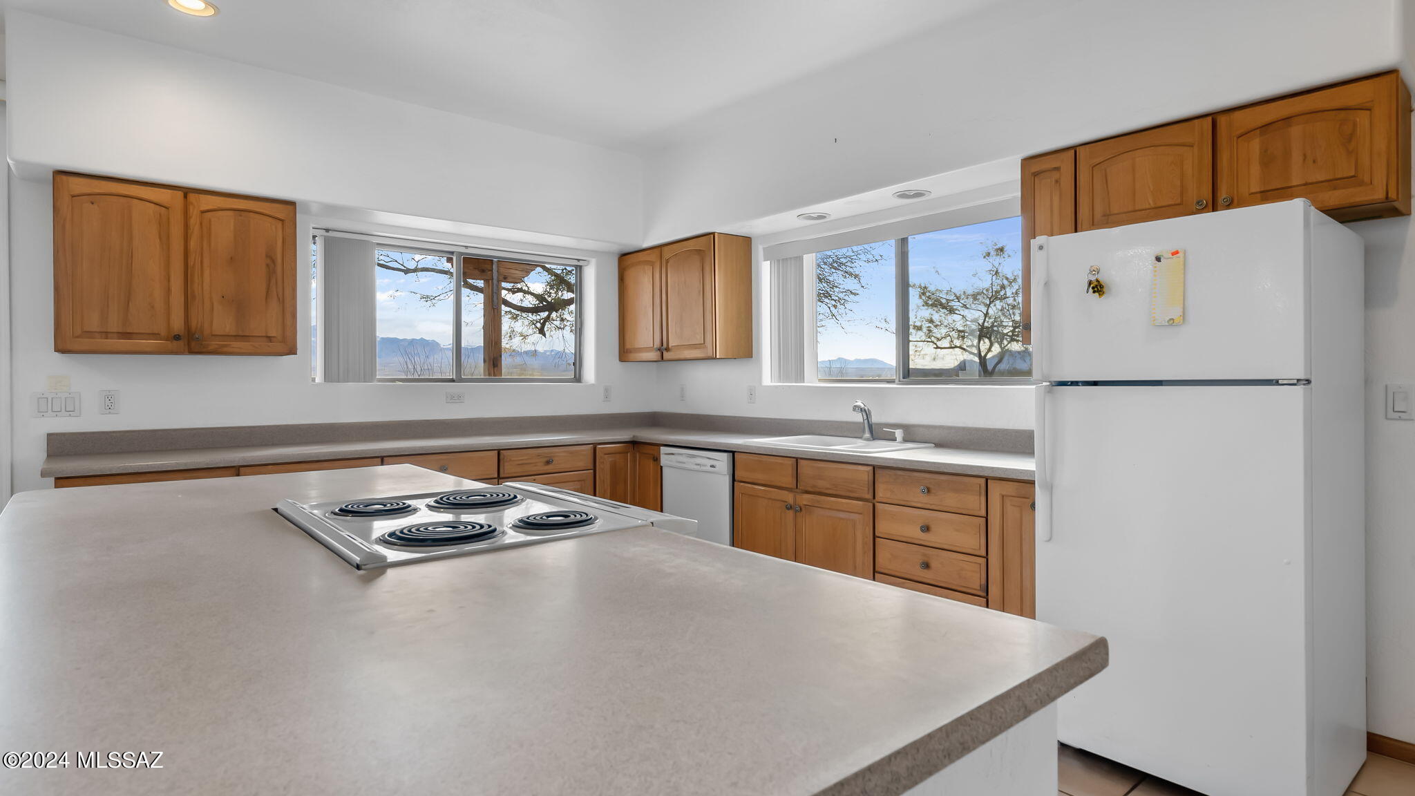 2776 West Frontage Road Amado, AZ 85645 - Photo 16 of 31