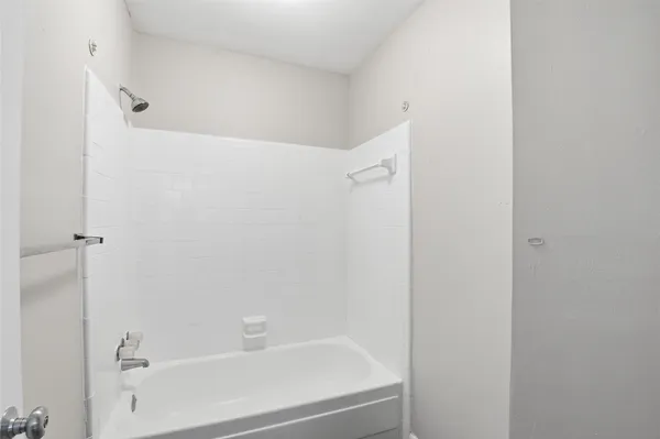$1,700 | 6519 Bridgegate Drive, Spring, TX 77373