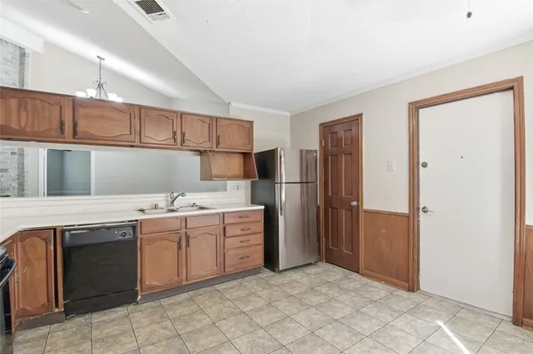 $1,700 | 6519 Bridgegate Drive, Spring, TX 77373