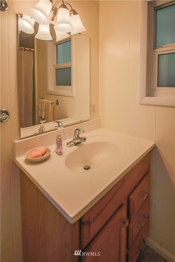 100 Viewpoint Lane Port Townsend, WA 98368 - Photo 12 of 25 Gallery Image 12