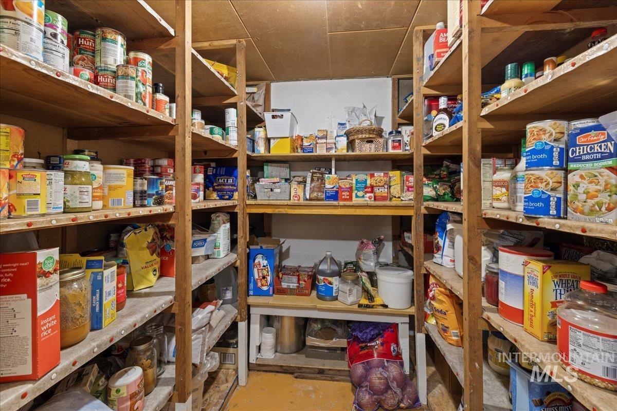 495 East Bridge Street Midvale, ID 83645 - Photo 24 of 48 View of storage room