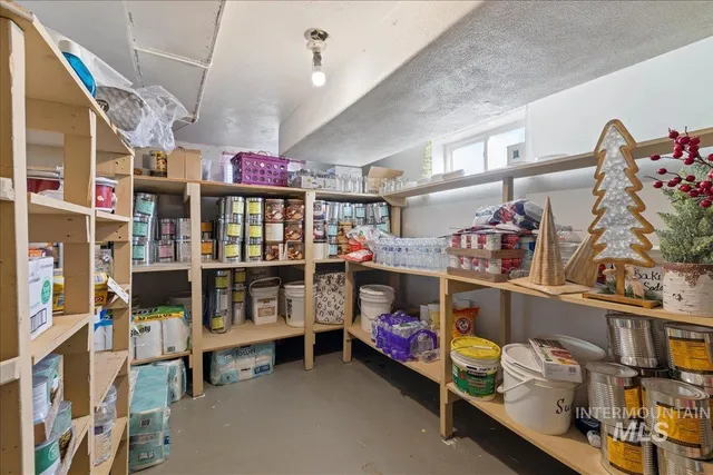 $599,500 | 495 East Bridge Street, Midvale, ID 83645