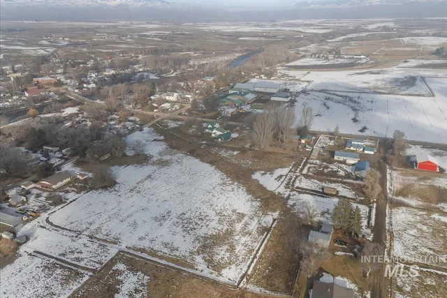 $599,500 | 495 East Bridge Street, Midvale, ID 83645