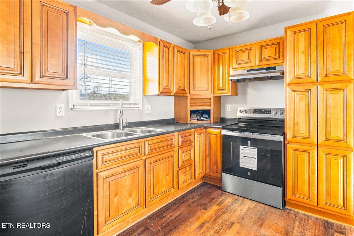 844 Mt Paran Road Jacksboro, TN 37757 - Photo 11 of 54 10-Mt Paran