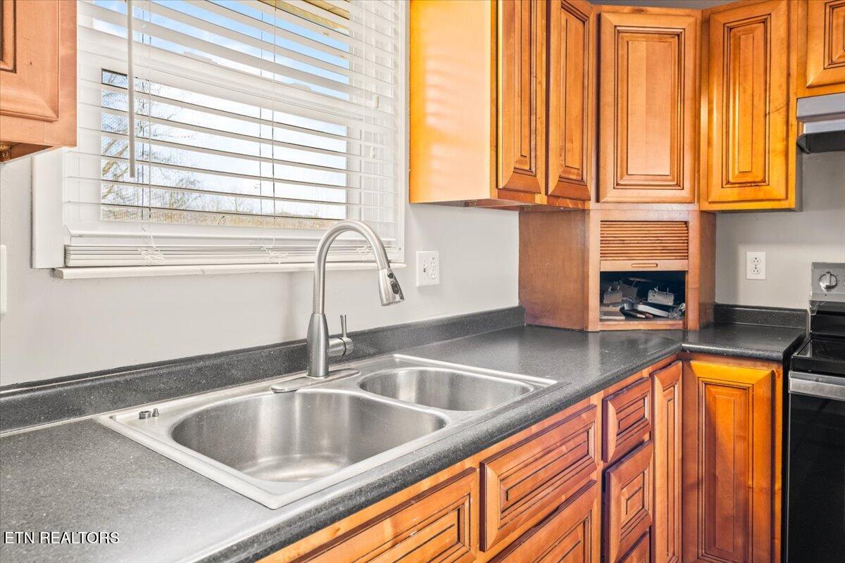 844 Mt Paran Road Jacksboro, TN 37757 - Photo 13 of 54 12-Mt Paran