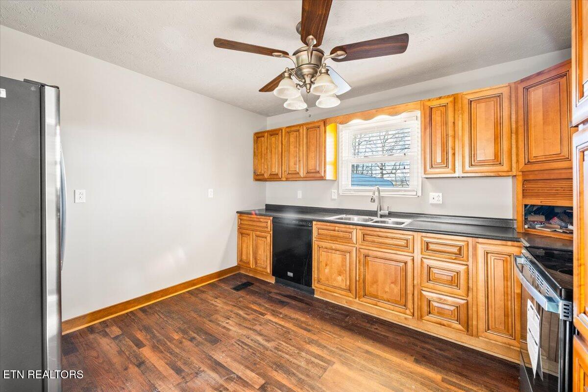 844 Mt Paran Road Jacksboro, TN 37757 - Photo 14 of 54 13-Mt Paran