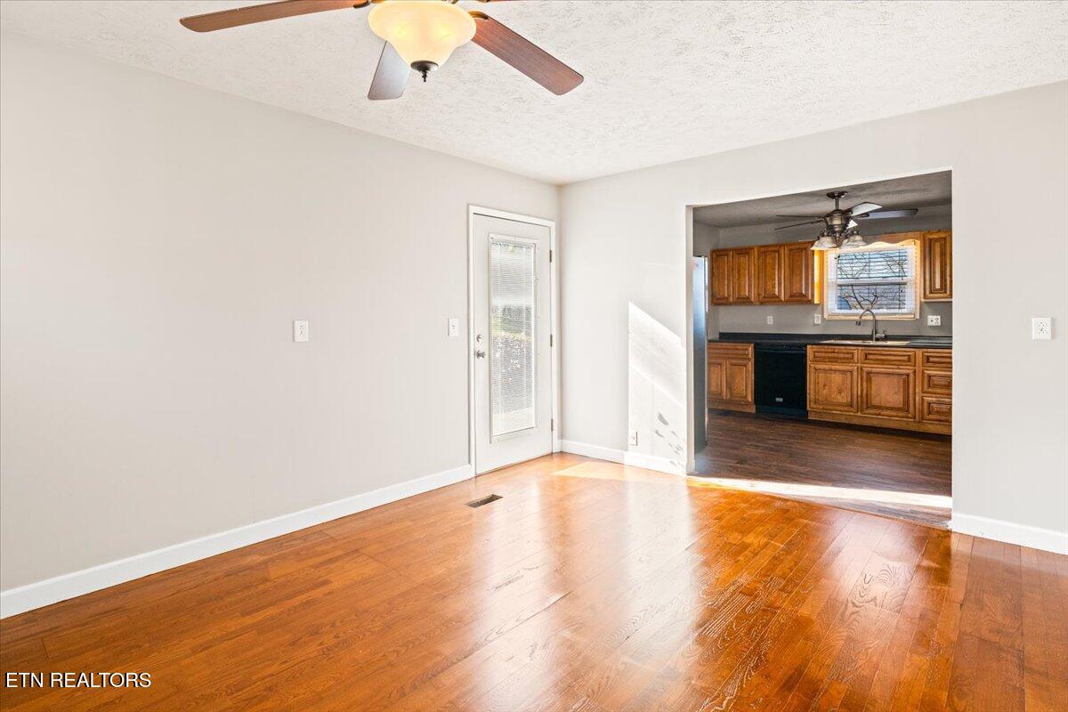 844 Mt Paran Road Jacksboro, TN 37757 - Photo 15 of 54 14-Mt Paran