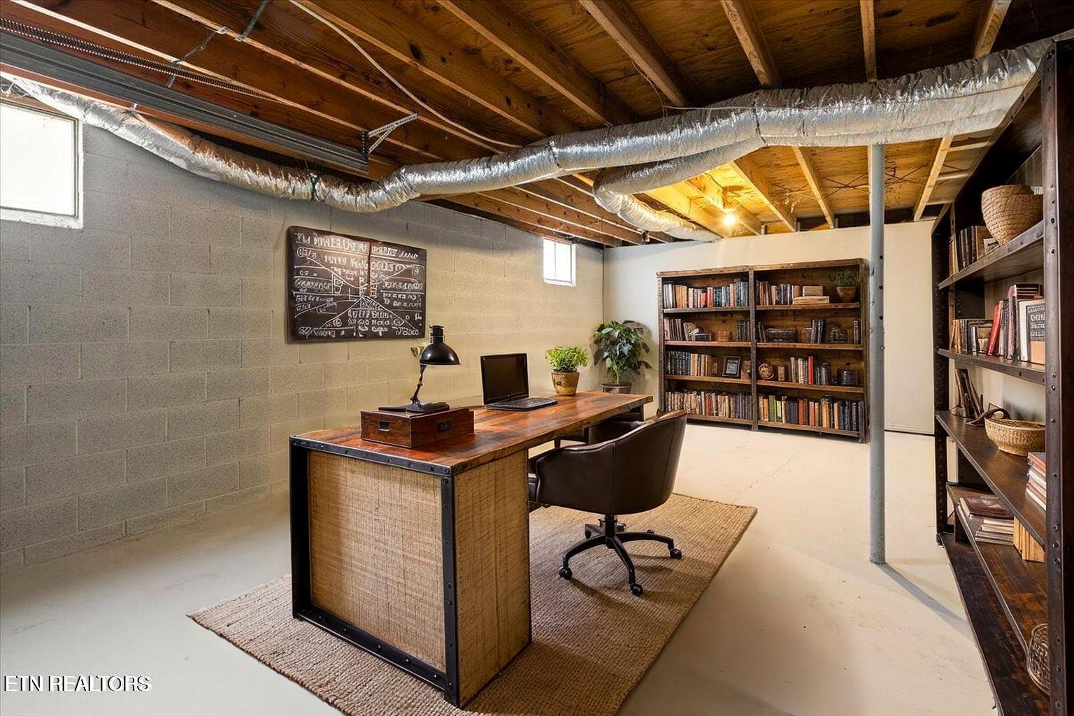 844 Mt Paran Road Jacksboro, TN 37757 - Photo 36 of 54 20260127161743990506000000-o - Home Offi