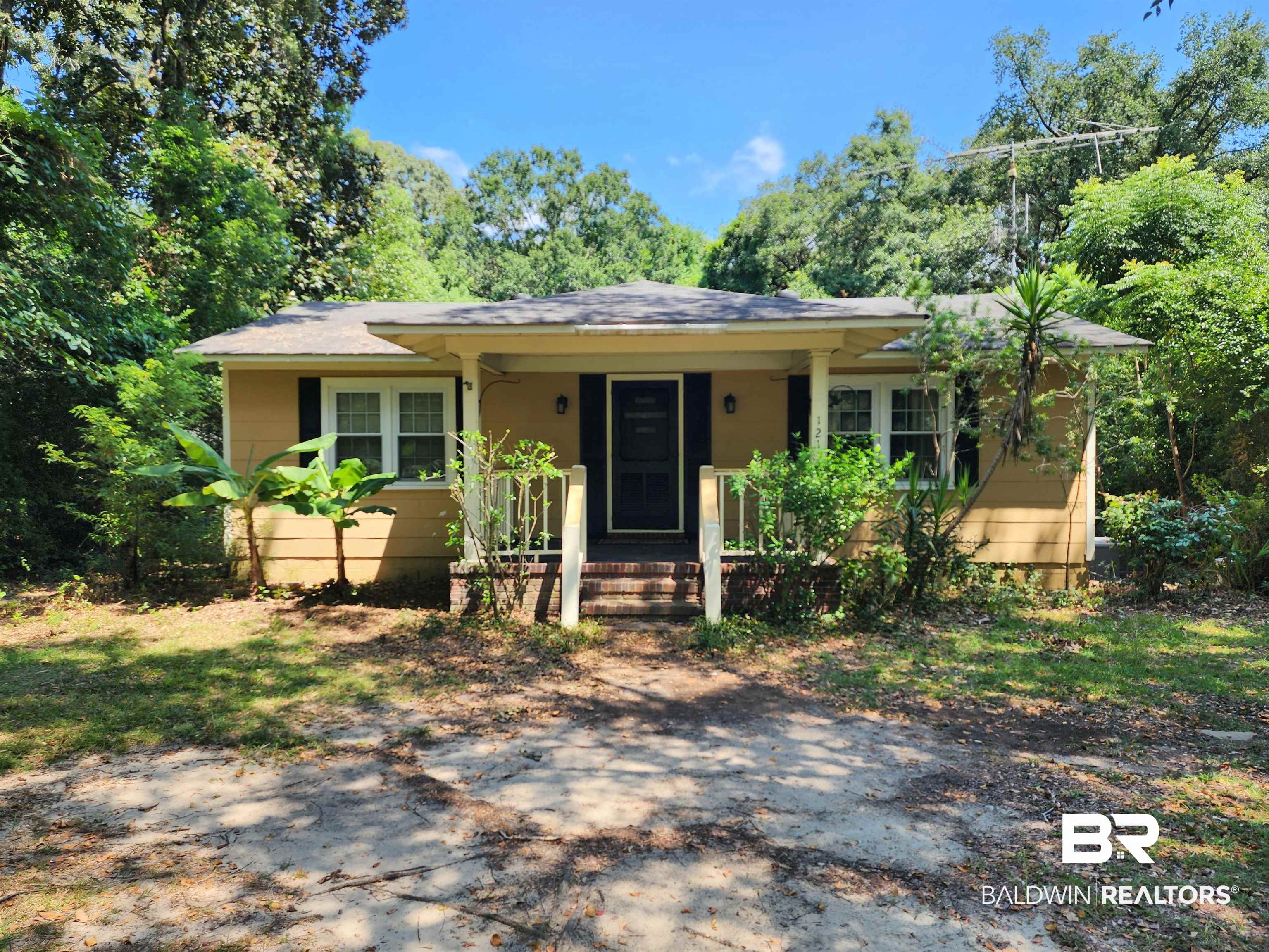 1215 Cadiz Street Mobile, AL 36693 - Photo 1 of 18