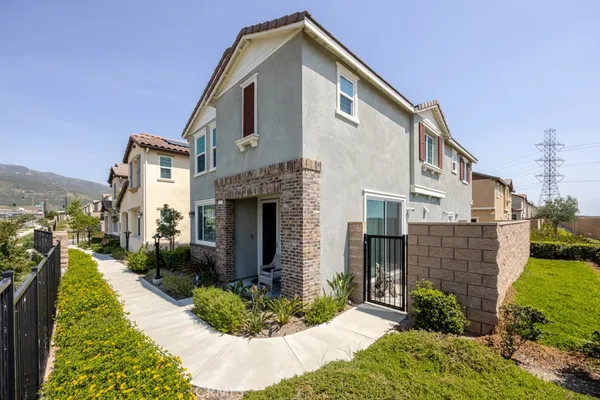 $589,900 | 16125 Gelato Court, Unit 3, Fontana, CA 92336