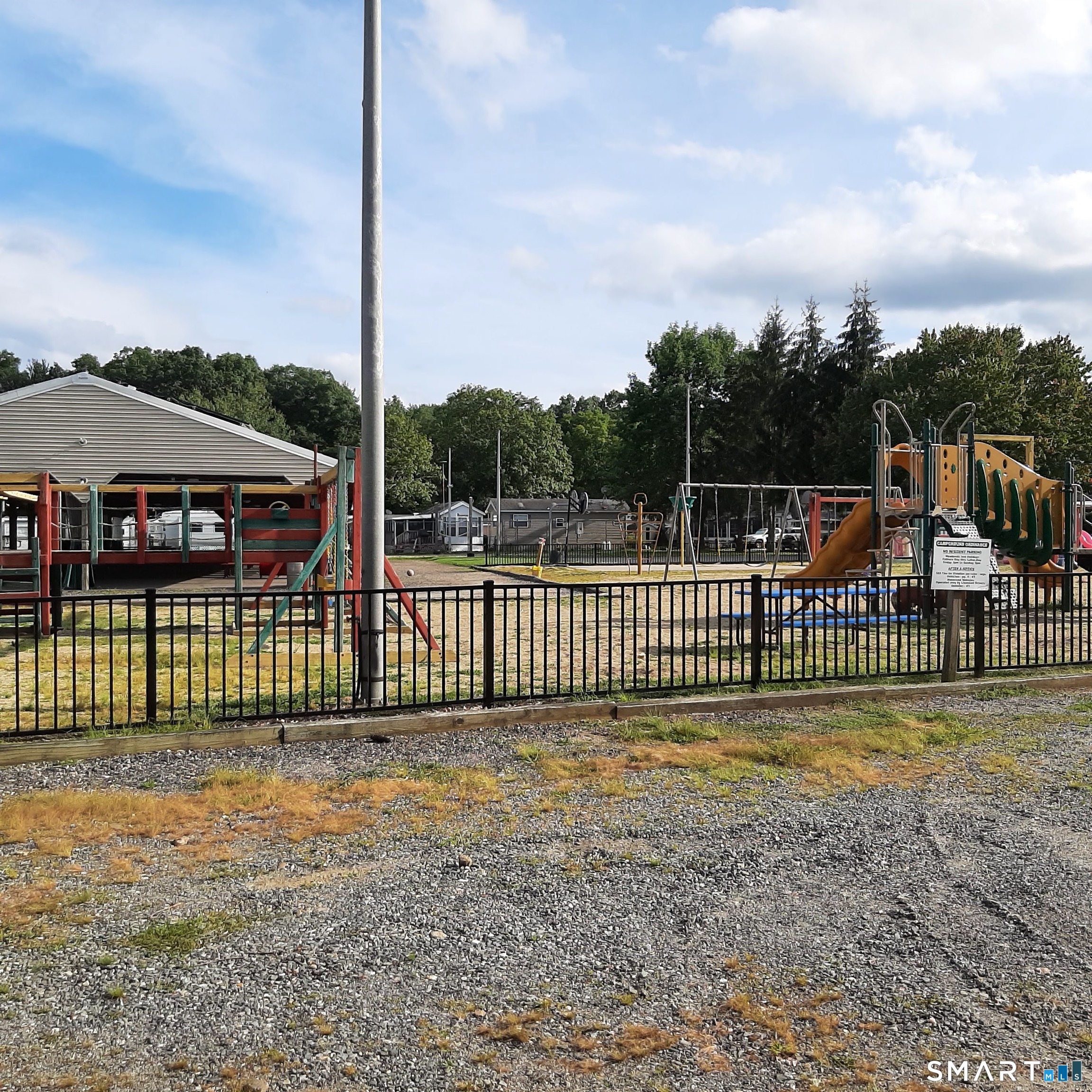 306 Old Colchester Road, Unit 126 Salem, CT 06420 - Photo 19 of 22 a view of a fence yard