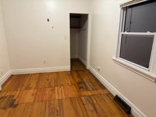 $1,150 | 2229 Faber Street, Hamtramck, MI 48212