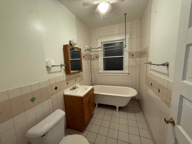 $1,150 | 2229 Faber Street, Hamtramck, MI 48212