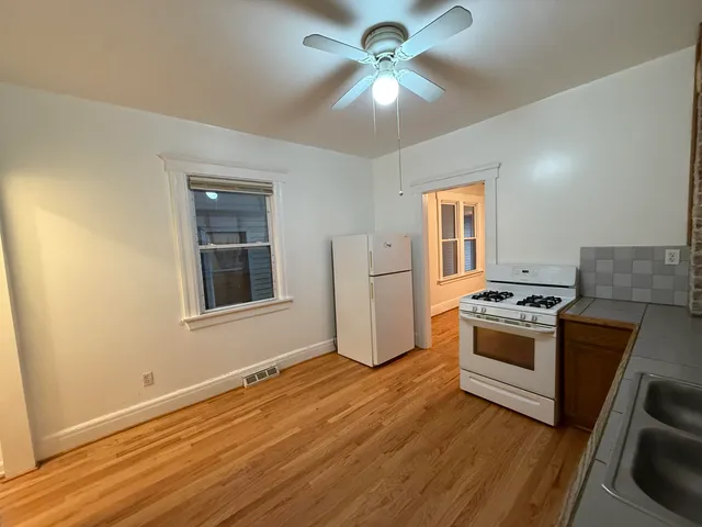 $1,150 | 2229 Faber Street, Hamtramck, MI 48212