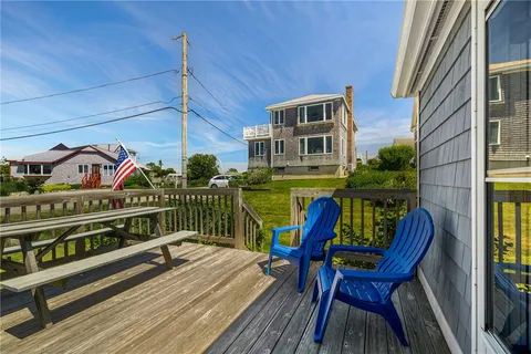 $1,200,000 | 11 Woodruff Street, Narragansett, RI 02882