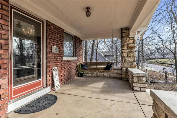 $449,000 | 316 Doniphan Street, Liberty, MO 64068