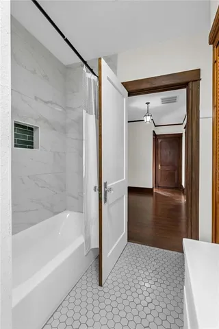 $450,000 | 316 Doniphan Street, Liberty, MO 64068