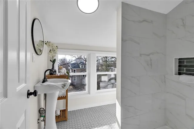 $450,000 | 316 Doniphan Street, Liberty, MO 64068