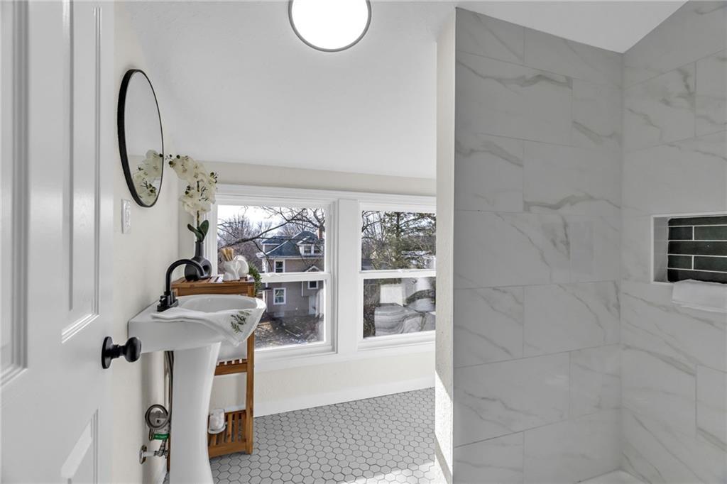 316 Doniphan Street Liberty, MO 64068 - Photo 31 of 50