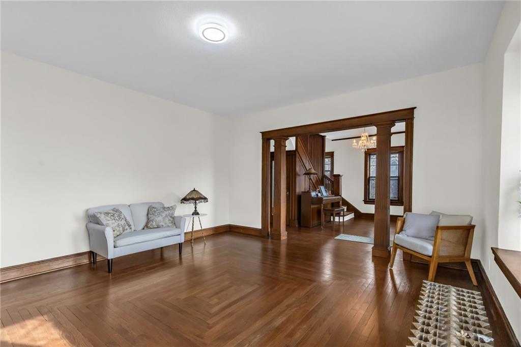 316 Doniphan Street Liberty, MO 64068 - Photo 5 of 50