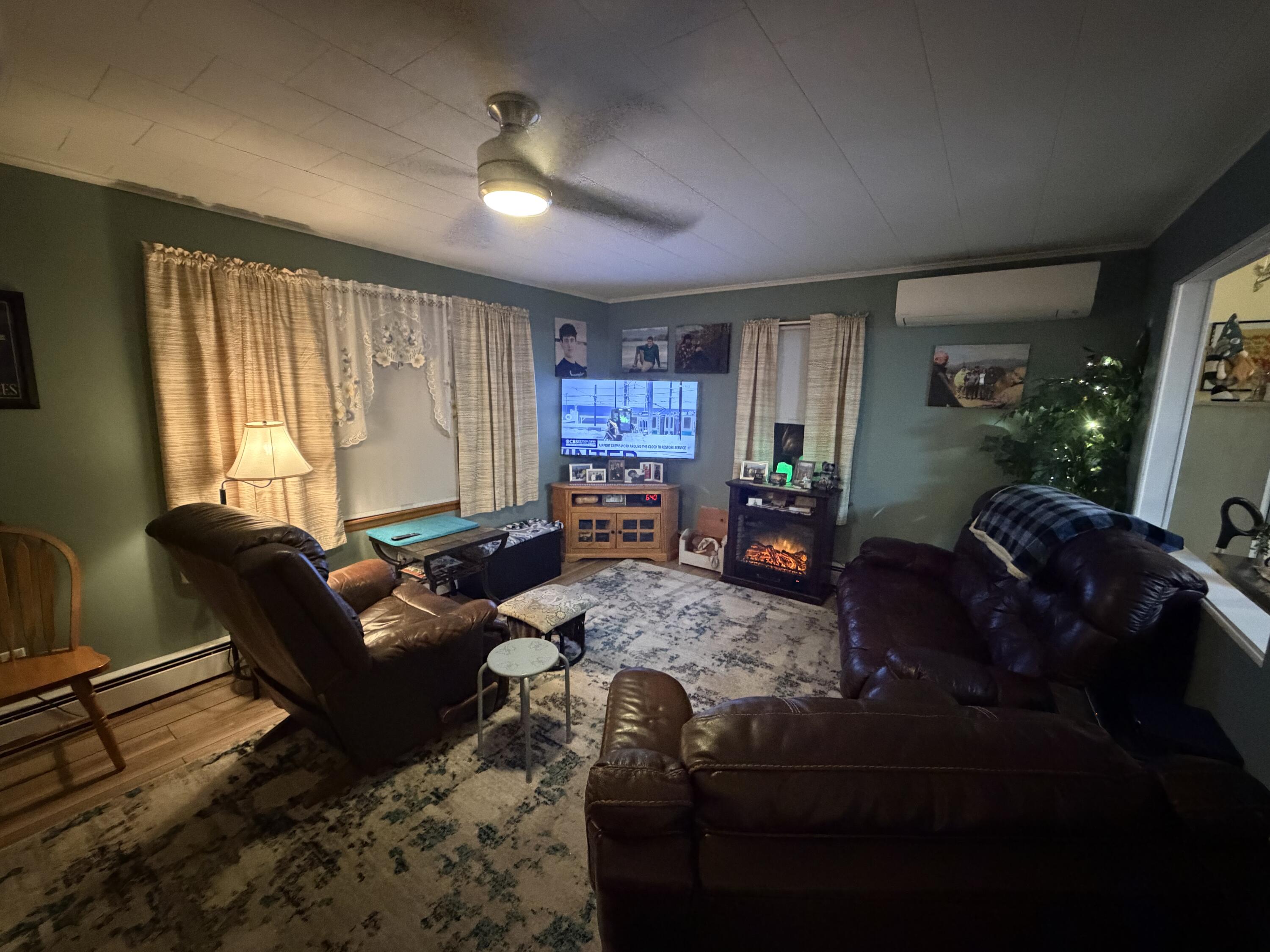 44 New York Street Millinocket, ME 04462 - Photo 7 of 21 D8C0D8F6-0D29-449C-8196-65397ADA7CEB