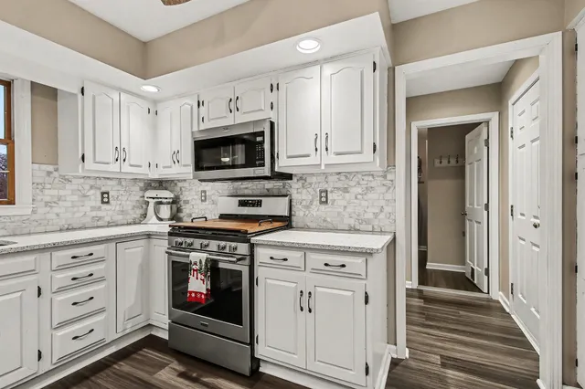 $529,000 | 710 Brandonbury Drive, Valparaiso, IN 46383